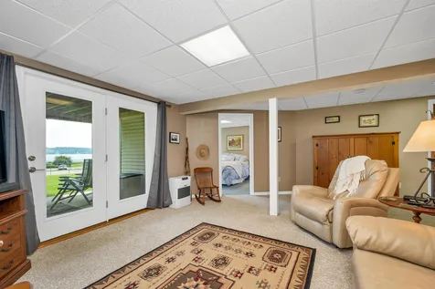 38 Starboard Way Laconia NH 03246