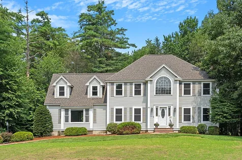 10 Rosewood Circle Hampstead NH 03826