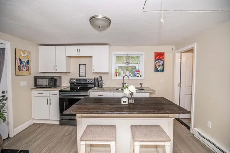 37 Spring Street Hillsborough NH 03244