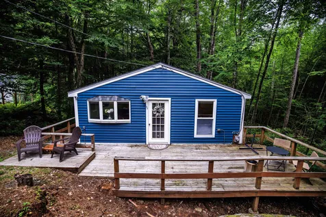 37 Spring Street Hillsborough NH 03244