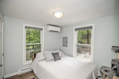 37 Spring Street Hillsborough NH 03244