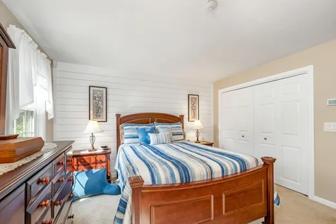 19 Magnolia Lane Laconia NH 03246