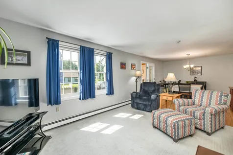 19 Magnolia Lane Laconia NH 03246