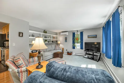 19 Magnolia Lane Laconia NH 03246
