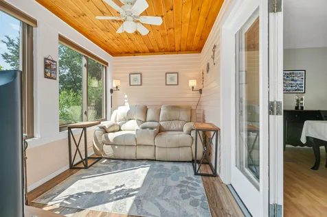 19 Magnolia Lane Laconia NH 03246