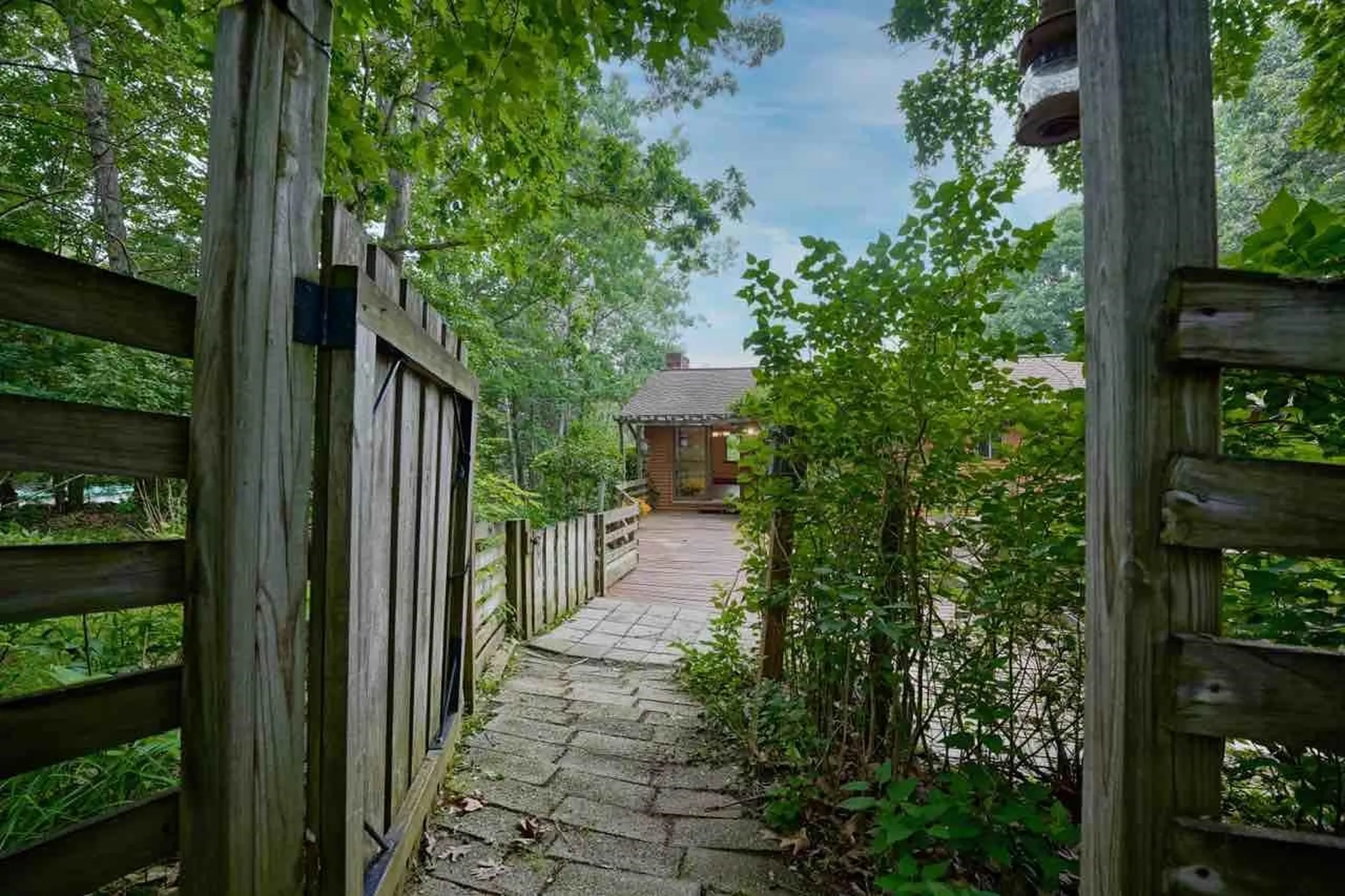 32 Gaita Drive Derry NH 03038