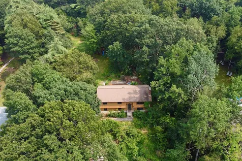 32 Gaita Drive Derry NH 03038