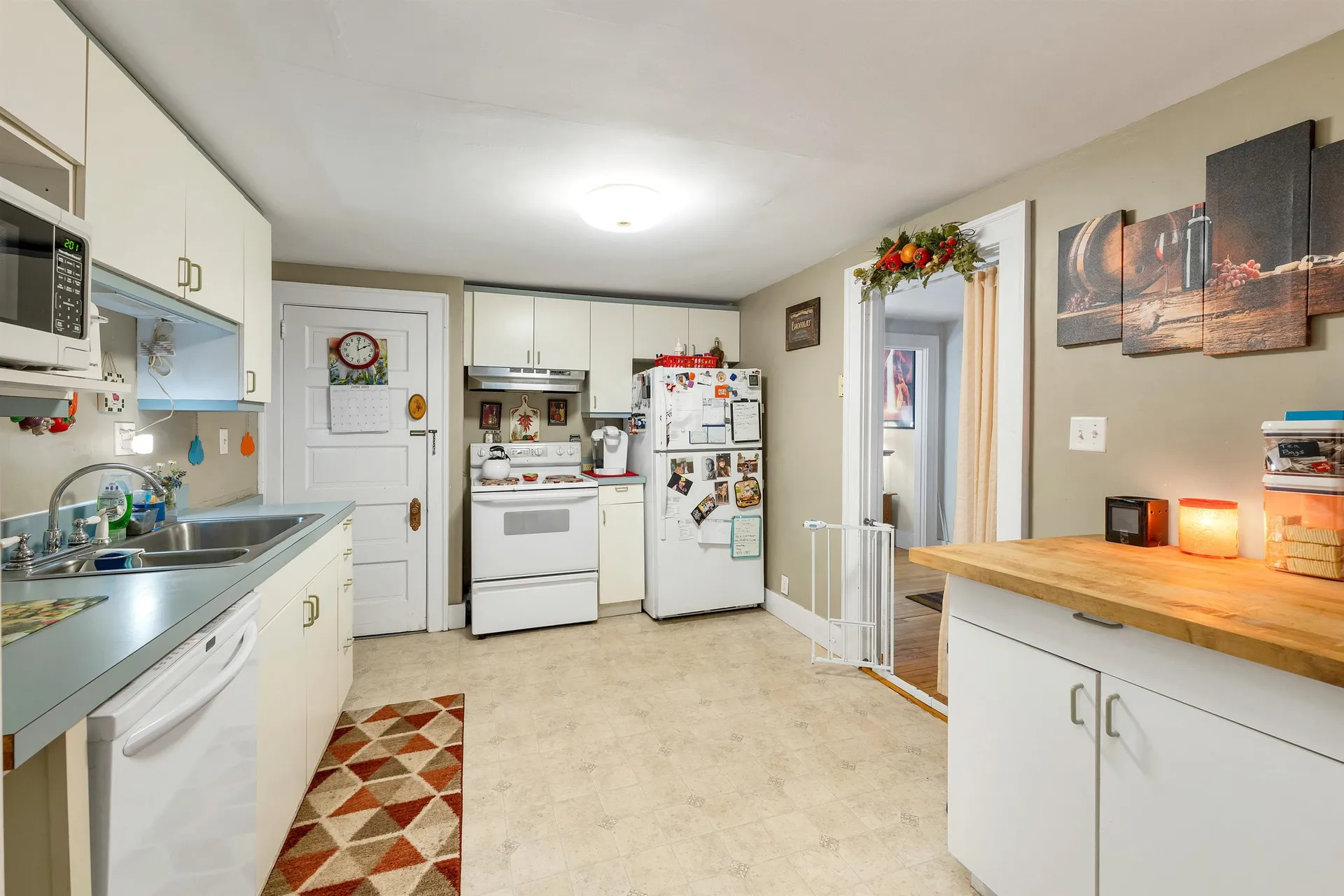 87 Belknap Street Laconia NH 03246
