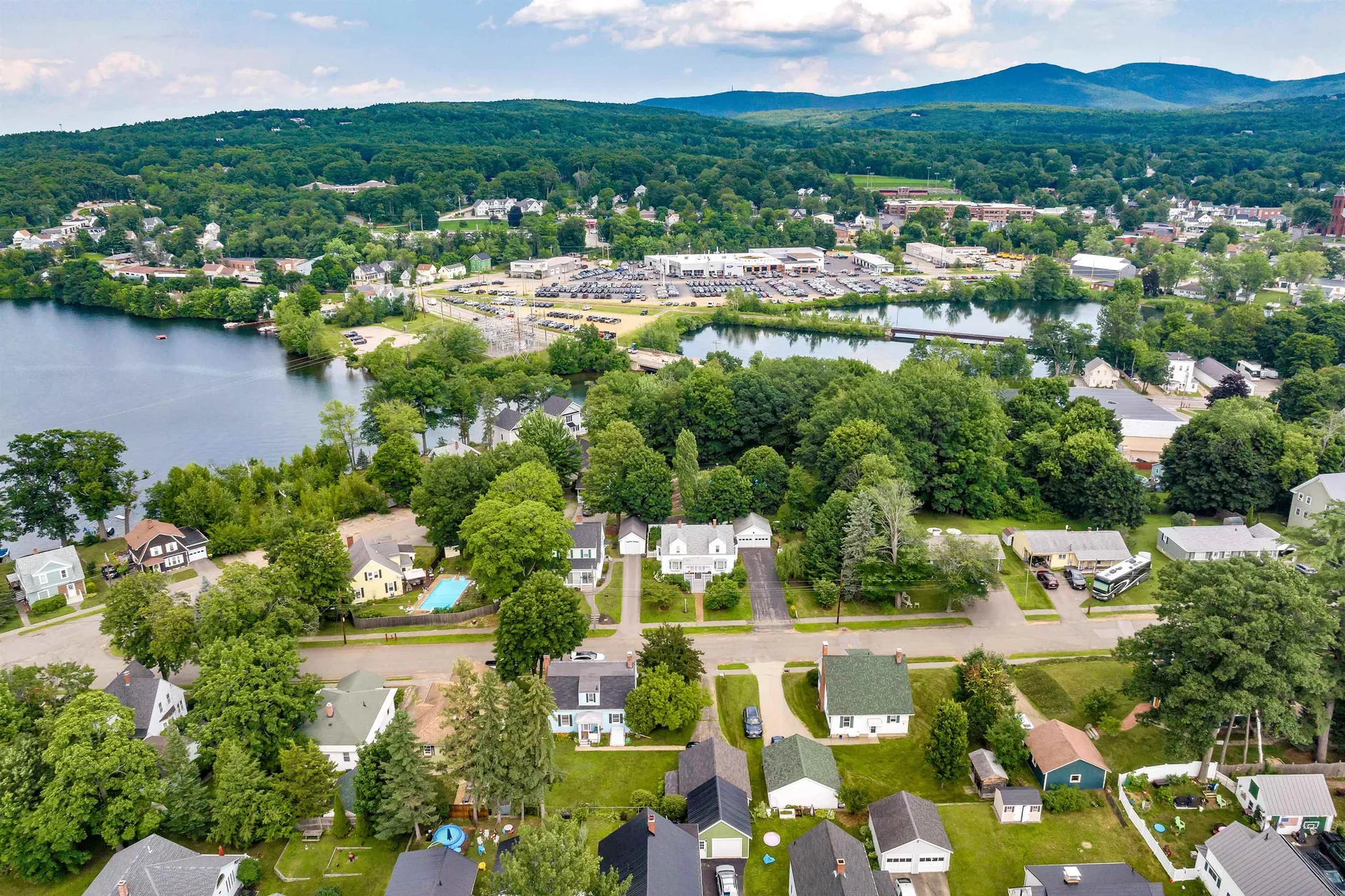 87 Belknap Street Laconia NH 03246