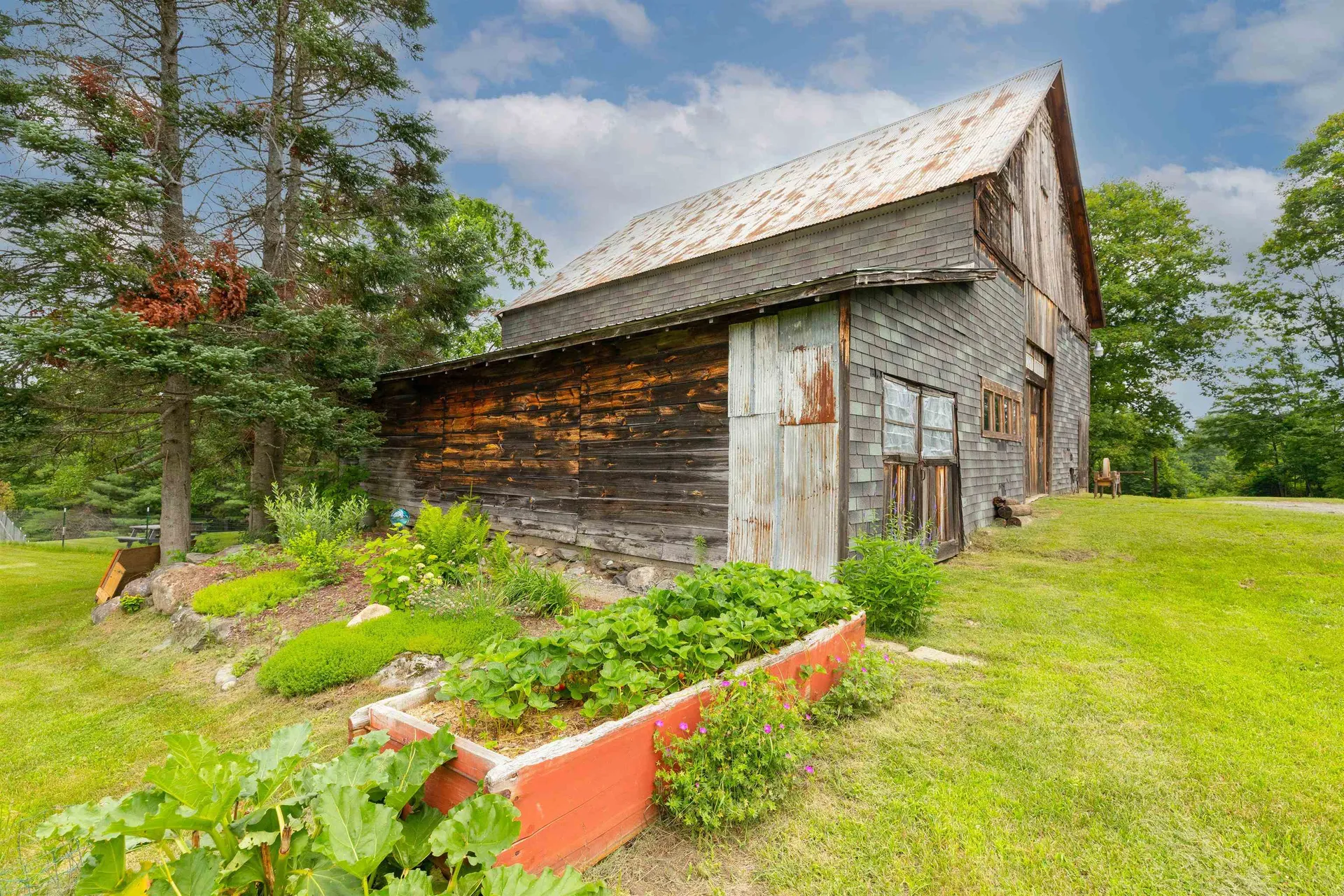 432 South Road Bradford VT 05033