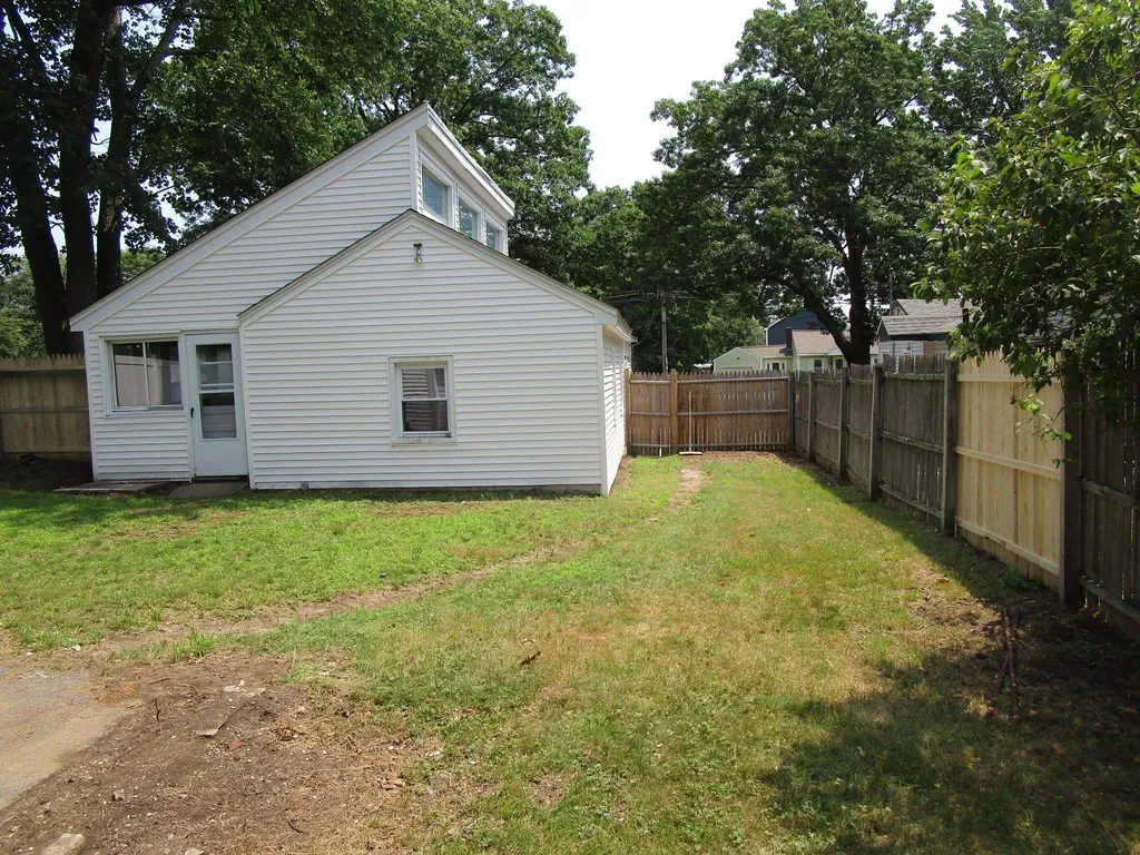 239 Broad Street Nashua NH 03063