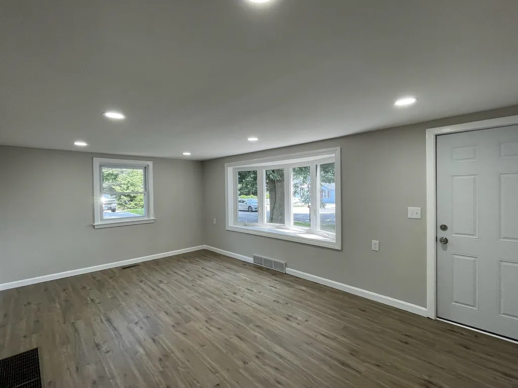 239 Broad Street Nashua NH 03063