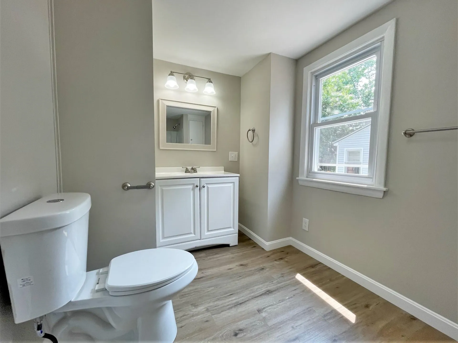 239 Broad Street Nashua NH 03063