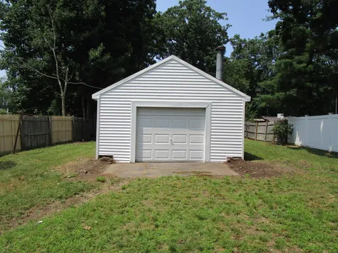 239 Broad Street Nashua NH 03063