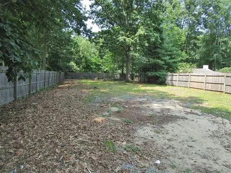 239 Broad Street Nashua NH 03063