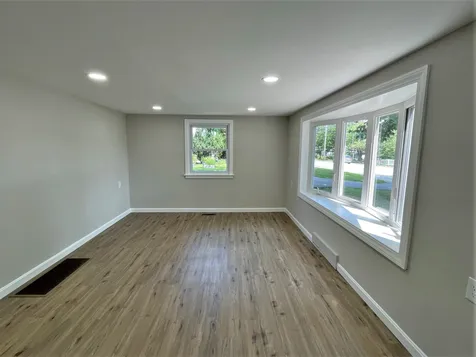 239 Broad Street Nashua NH 03063