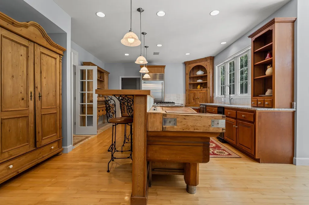 61 Gale Road Hampton NH 03842