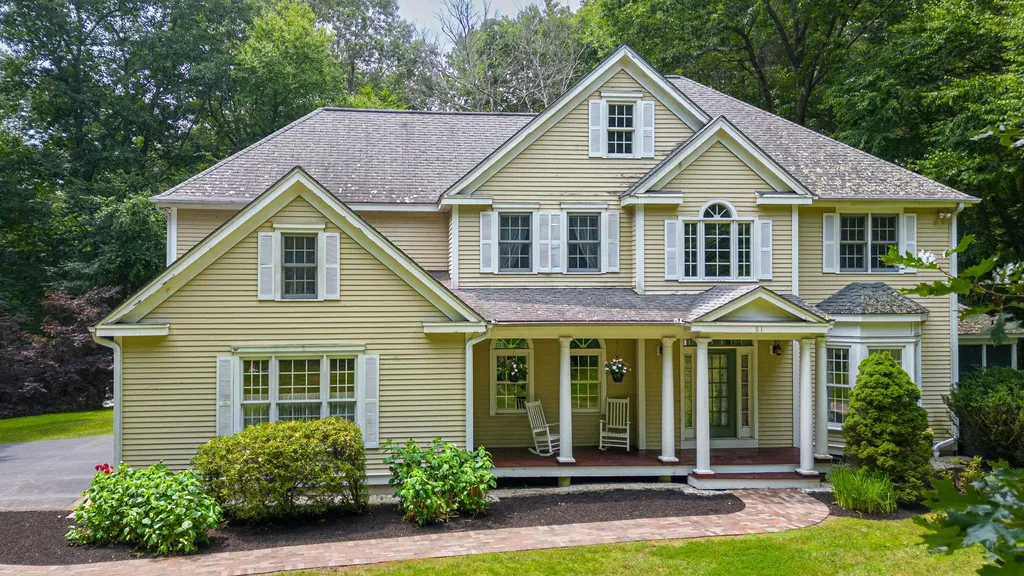 61 Gale Road Hampton NH 03842