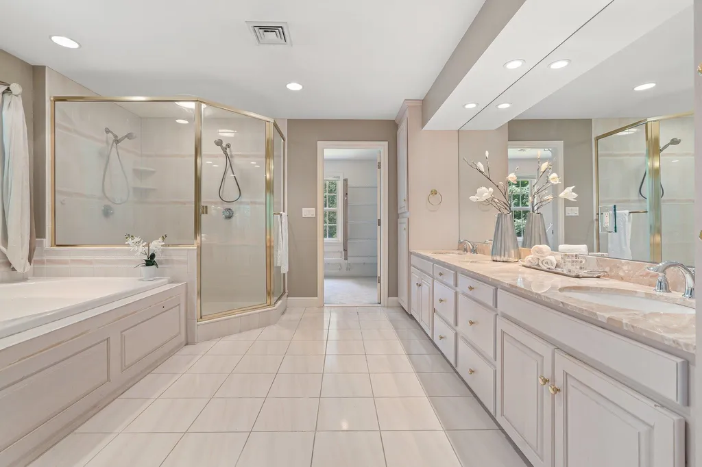 61 Gale Road Hampton NH 03842