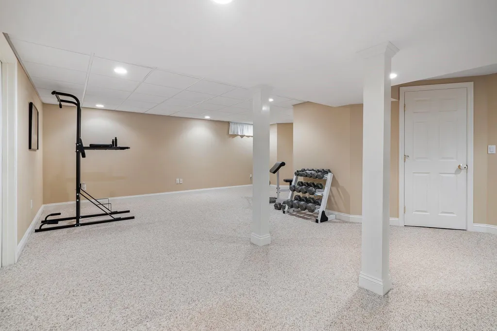 61 Gale Road Hampton NH 03842