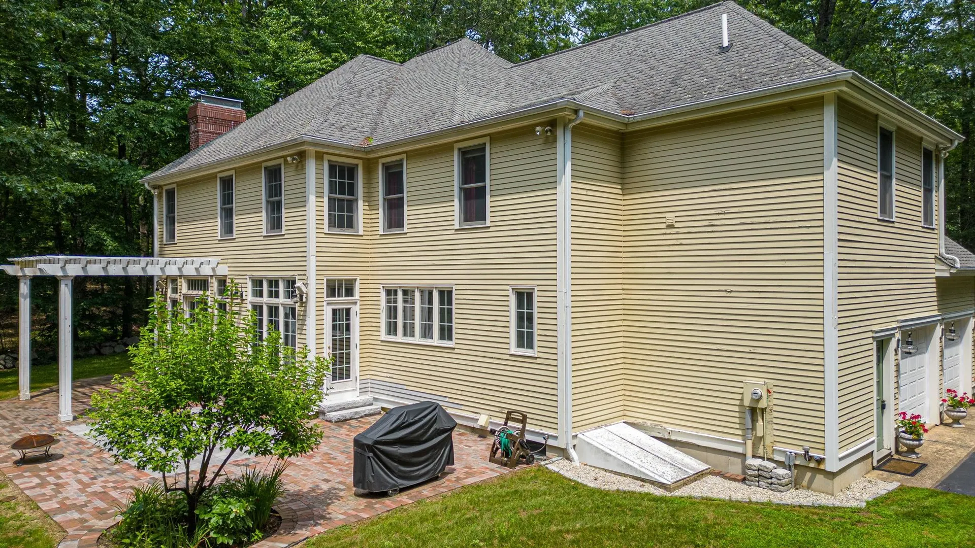 61 Gale Road Hampton NH 03842
