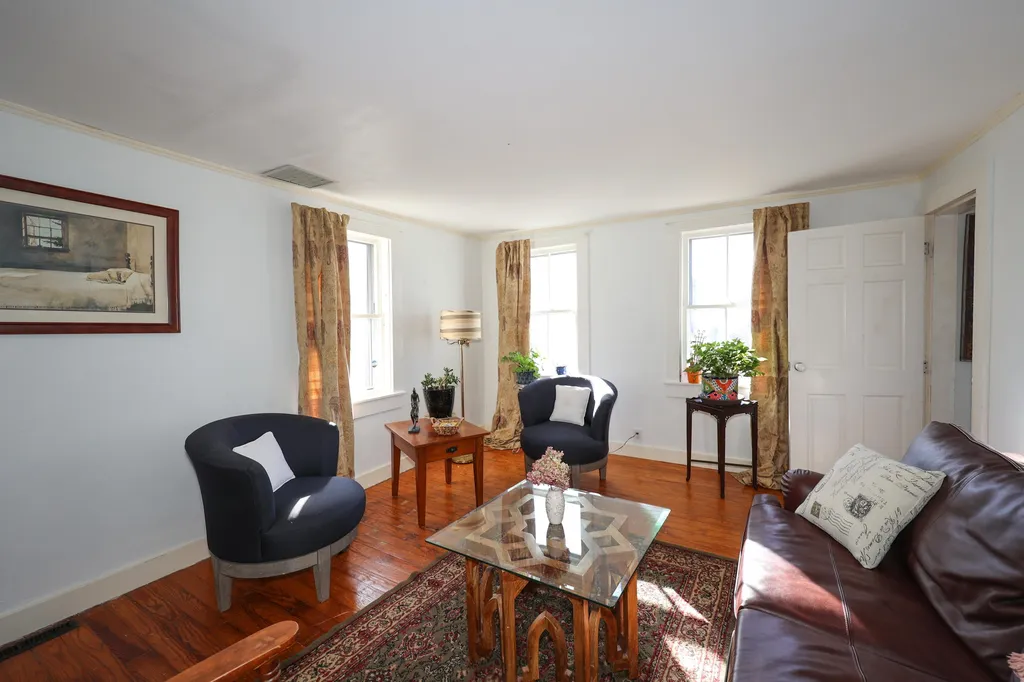 57 Union Street Peterborough NH 03458