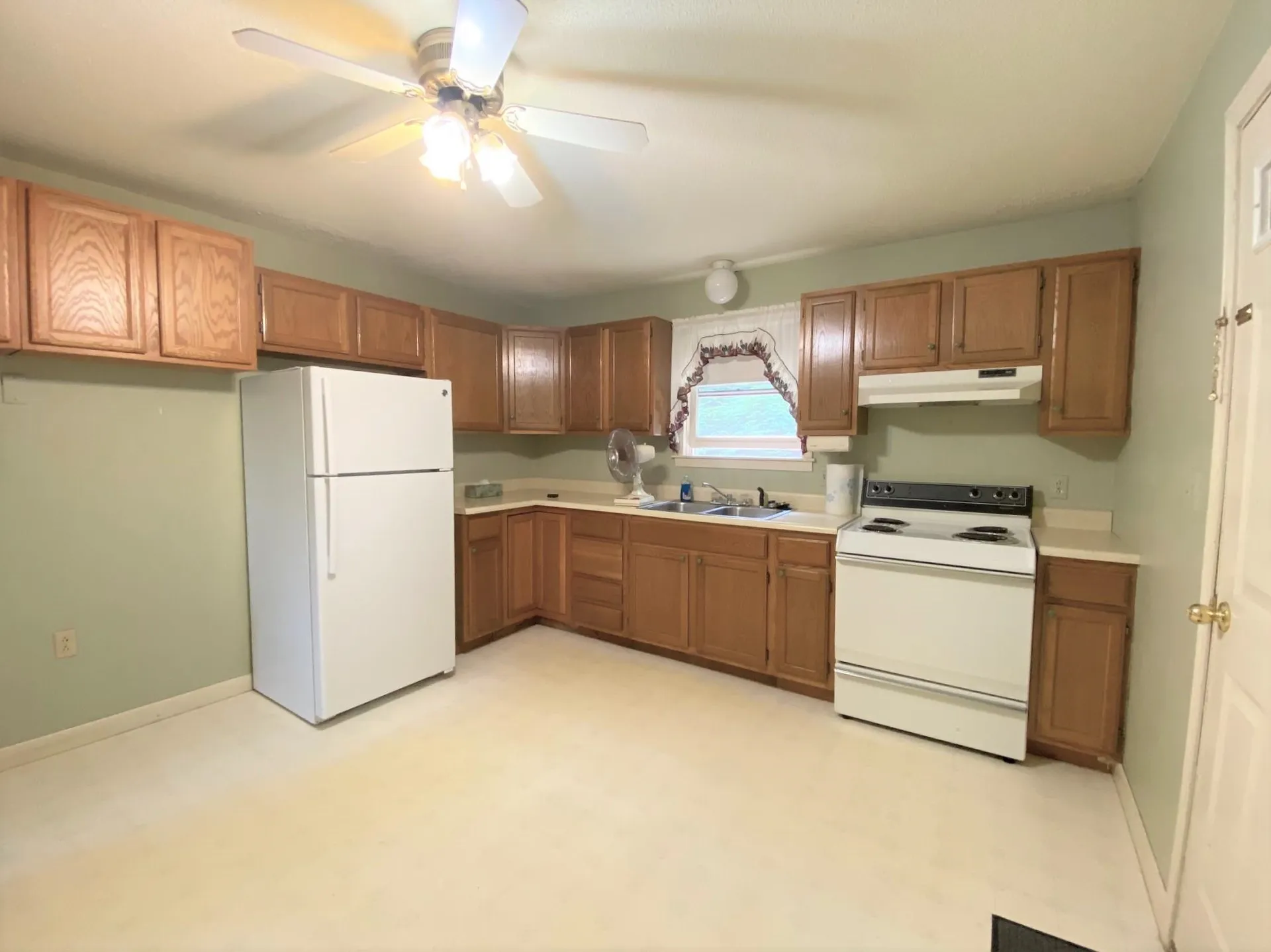 14 Bay Street Claremont NH 03743