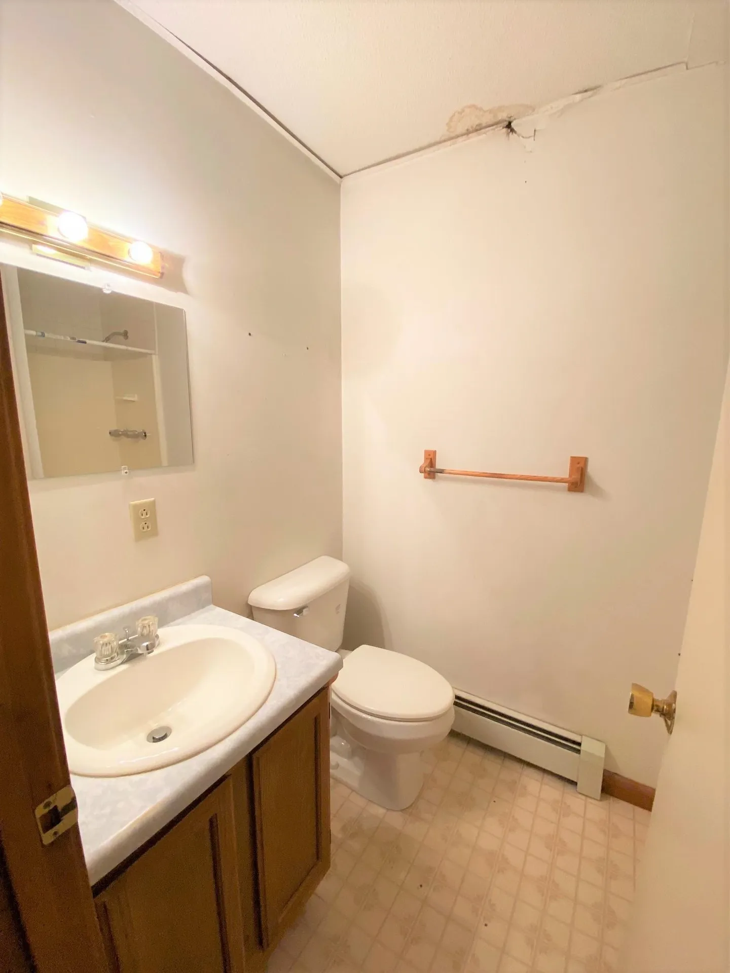 14 Bay Street Claremont NH 03743