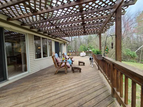 17 Stoney Brook Road Newbury NH 03255