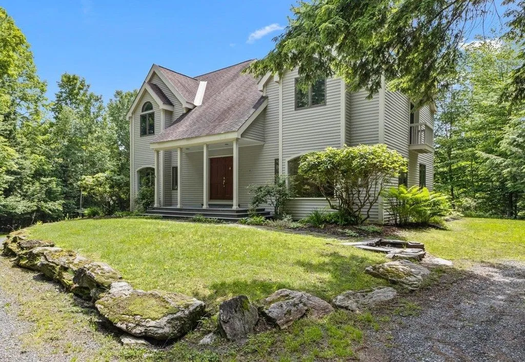 31 S Pinnacle Ridge Road Waterbury VT 05676