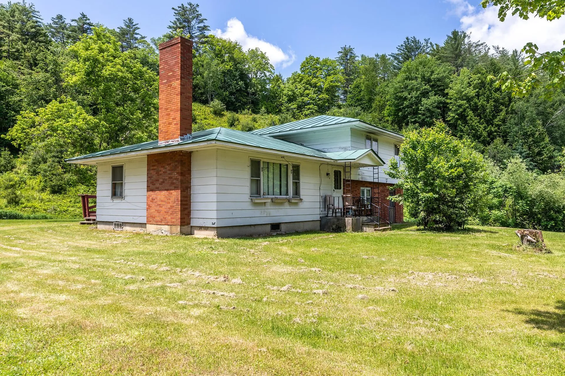 3158 Old River Road Hartford VT 05001