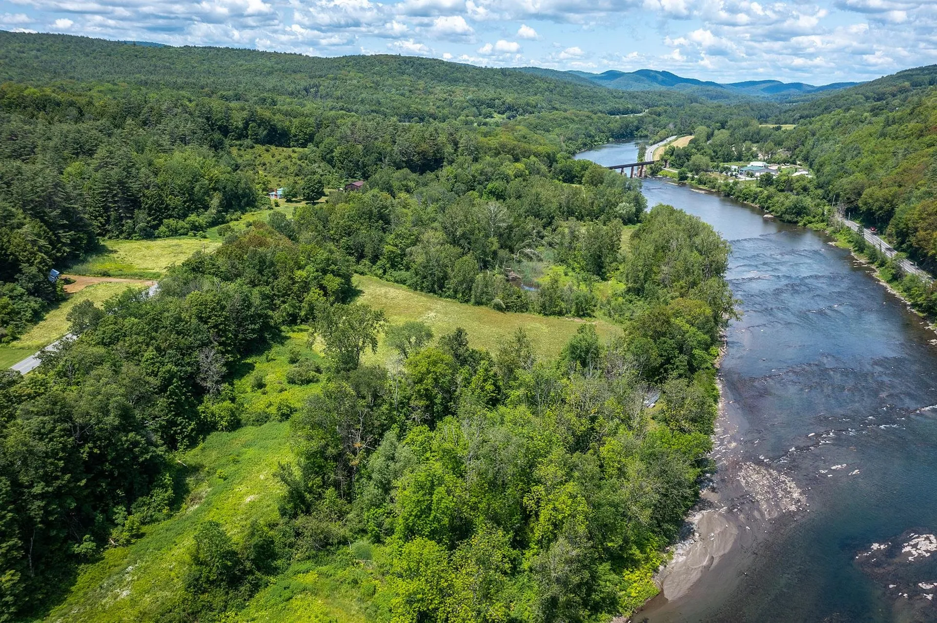 3158 Old River Road Hartford VT 05001