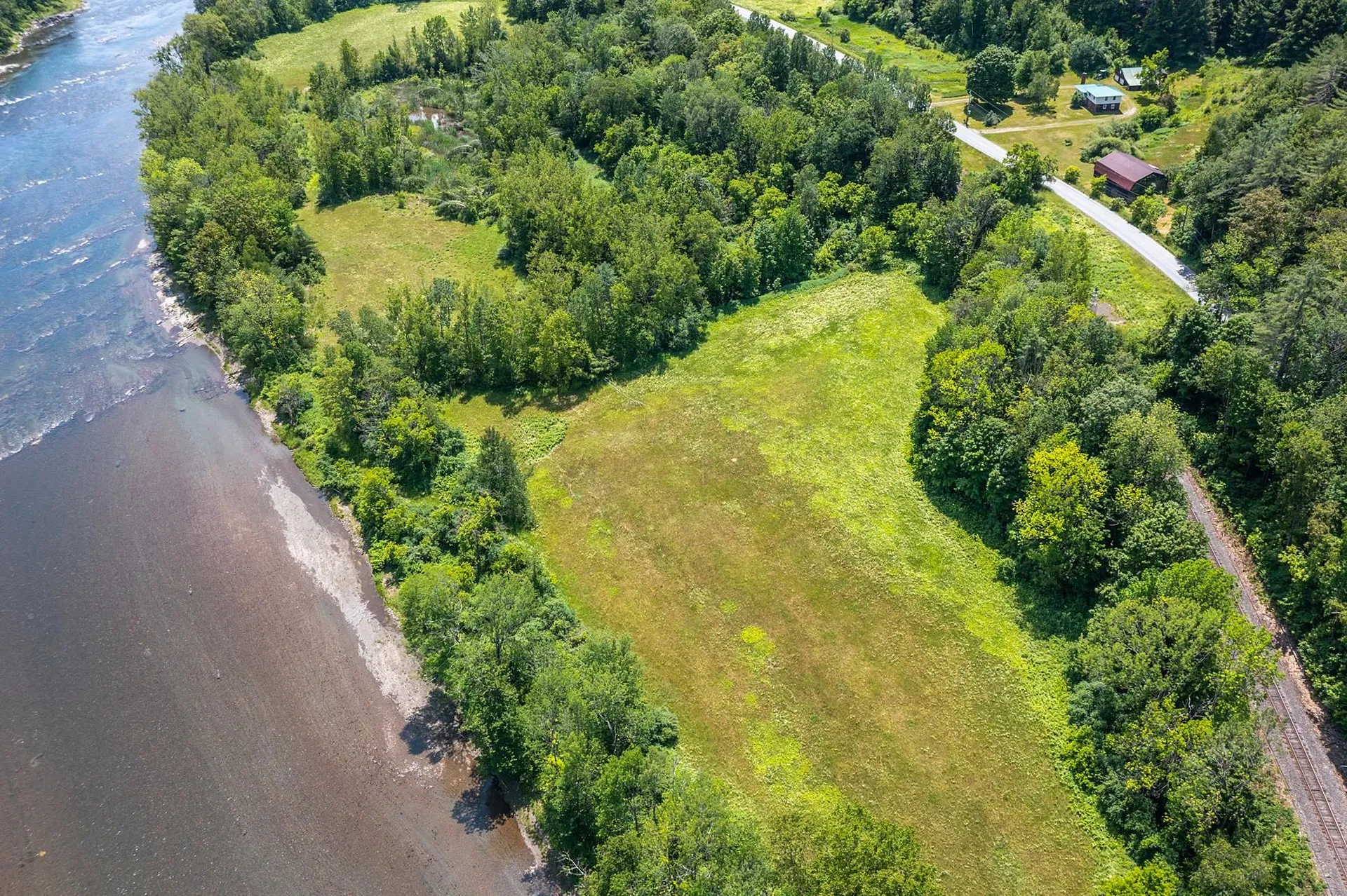 3158 Old River Road Hartford VT 05001