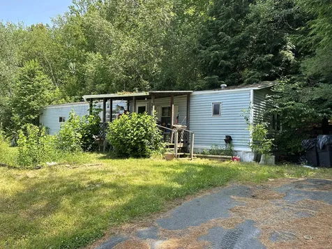 37 Ponderosa Park Charlestown NH 03603