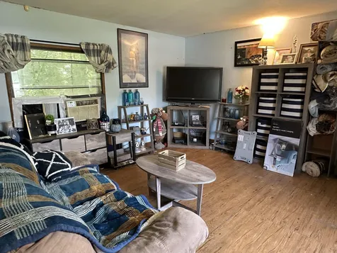 37 Ponderosa Park Charlestown NH 03603