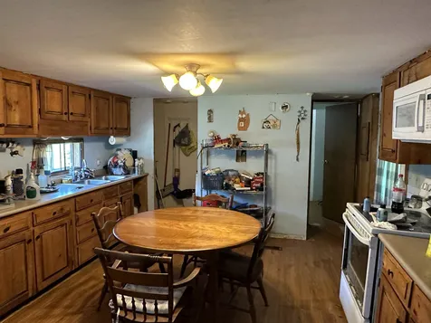 37 Ponderosa Park Charlestown NH 03603