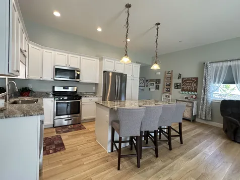 7 Cleveland Avenue Concord NH 03301