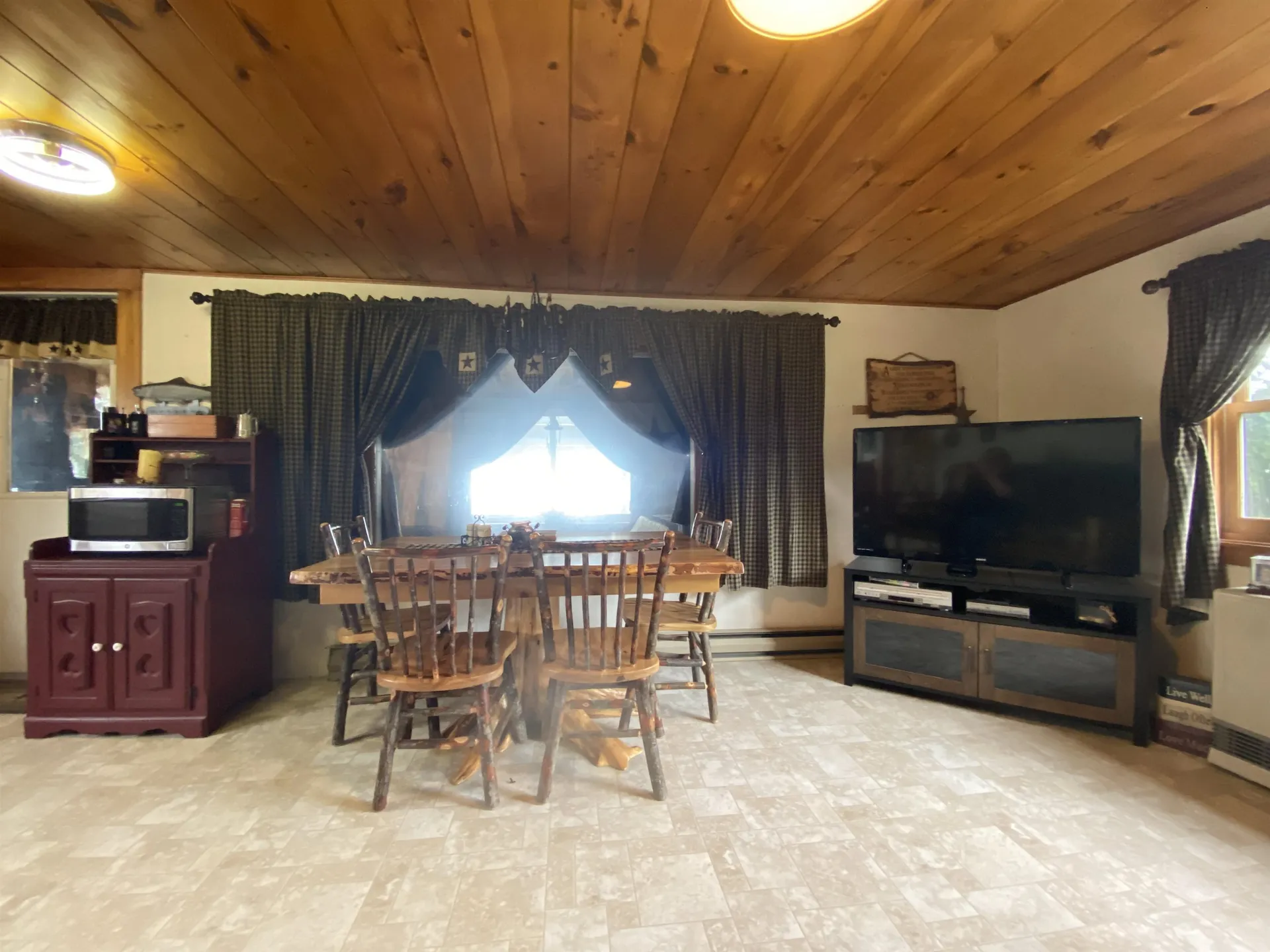 42 Pumphouse North Lane Alburgh VT 05440