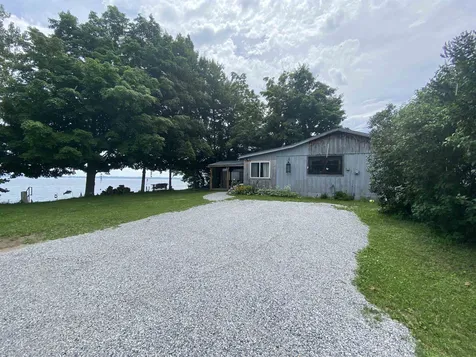 42 Pumphouse North Lane Alburgh VT 05440