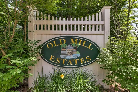 33 D Sands Circle Conway NH 03813