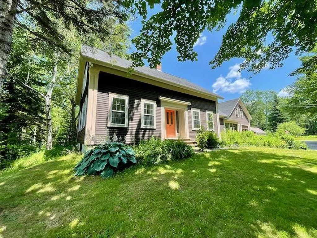 661 Green Mountain Road Effingham NH 03882
