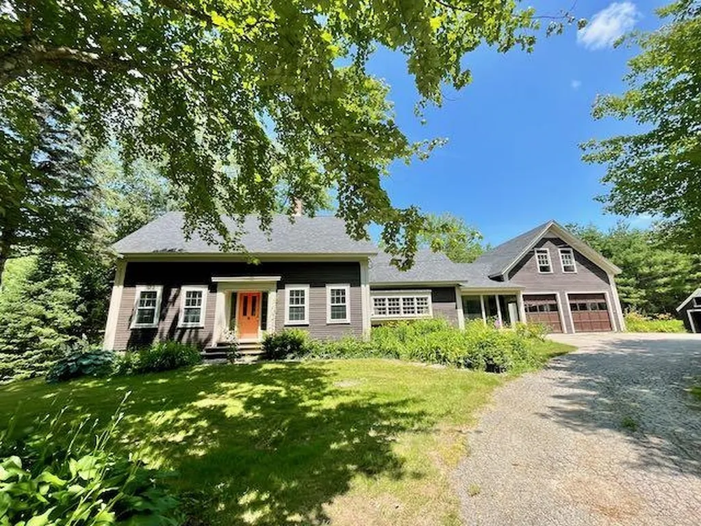 661 Green Mountain Road Effingham NH 03882
