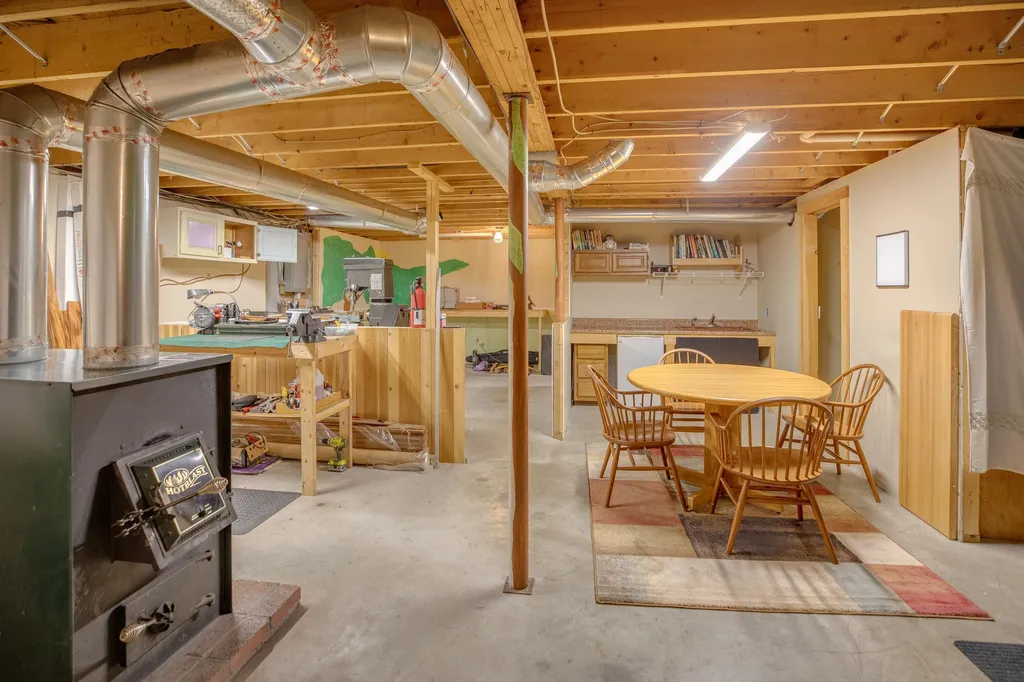 62 Sunset Paradise Road Jefferson NH 03583