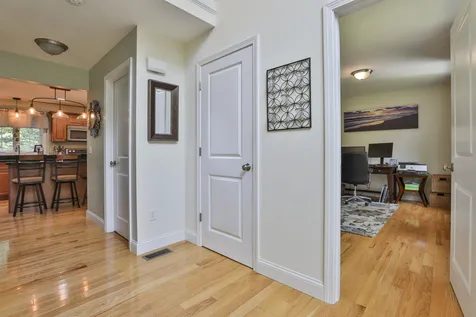 11 Saddle Hill Drive Auburn NH 03032