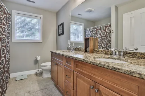 11 Saddle Hill Drive Auburn NH 03032