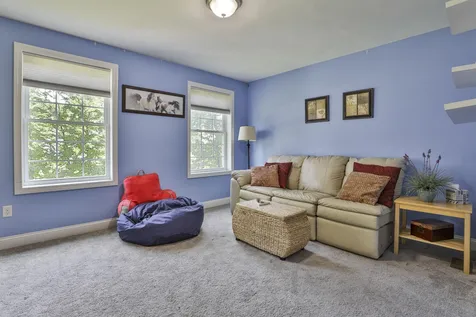 11 Saddle Hill Drive Auburn NH 03032