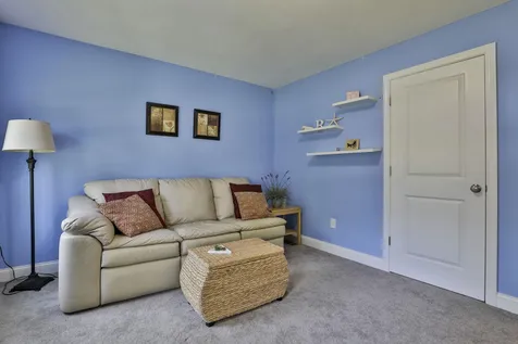 11 Saddle Hill Drive Auburn NH 03032