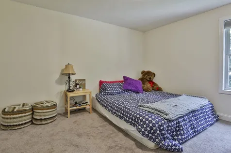 11 Saddle Hill Drive Auburn NH 03032