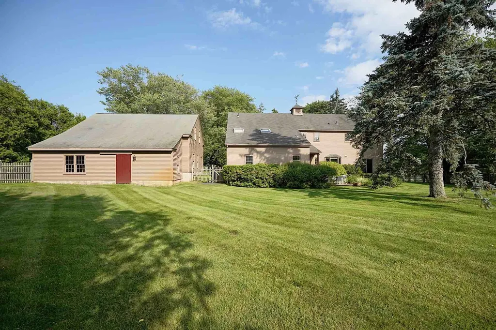 15 Fairway Drive Rye NH 03871