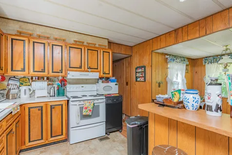64 Lexington Road Colchester VT 05446